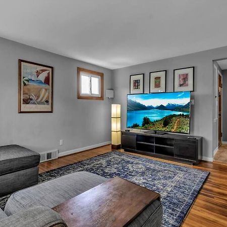 Gorgeous 2 Queen Bedroom Apartment In North Buffalo With 70 Inch Tv Kültér fotó