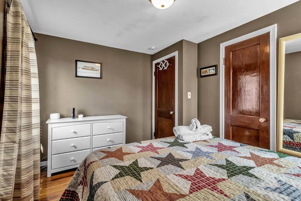 Gorgeous 2 Queen Bedroom Apartment In North Buffalo With 70 Inch Tv Kültér fotó